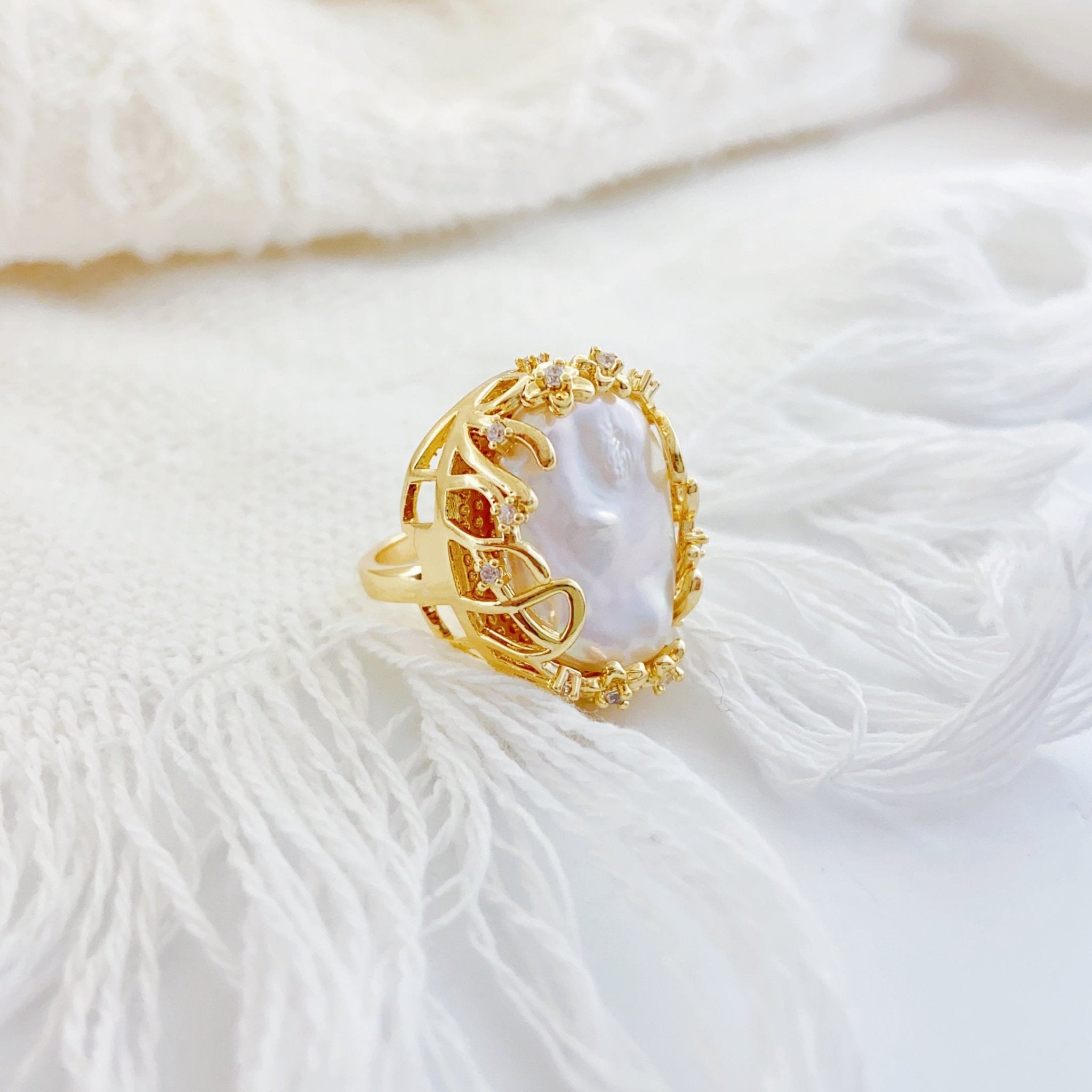 Affordable Luxury Large Baroque Pearl Ring - NaNaMaLa Boutique