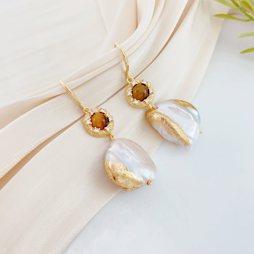 Amber Accent Baroque Pearl Earrings - NaNaMaLa Boutique