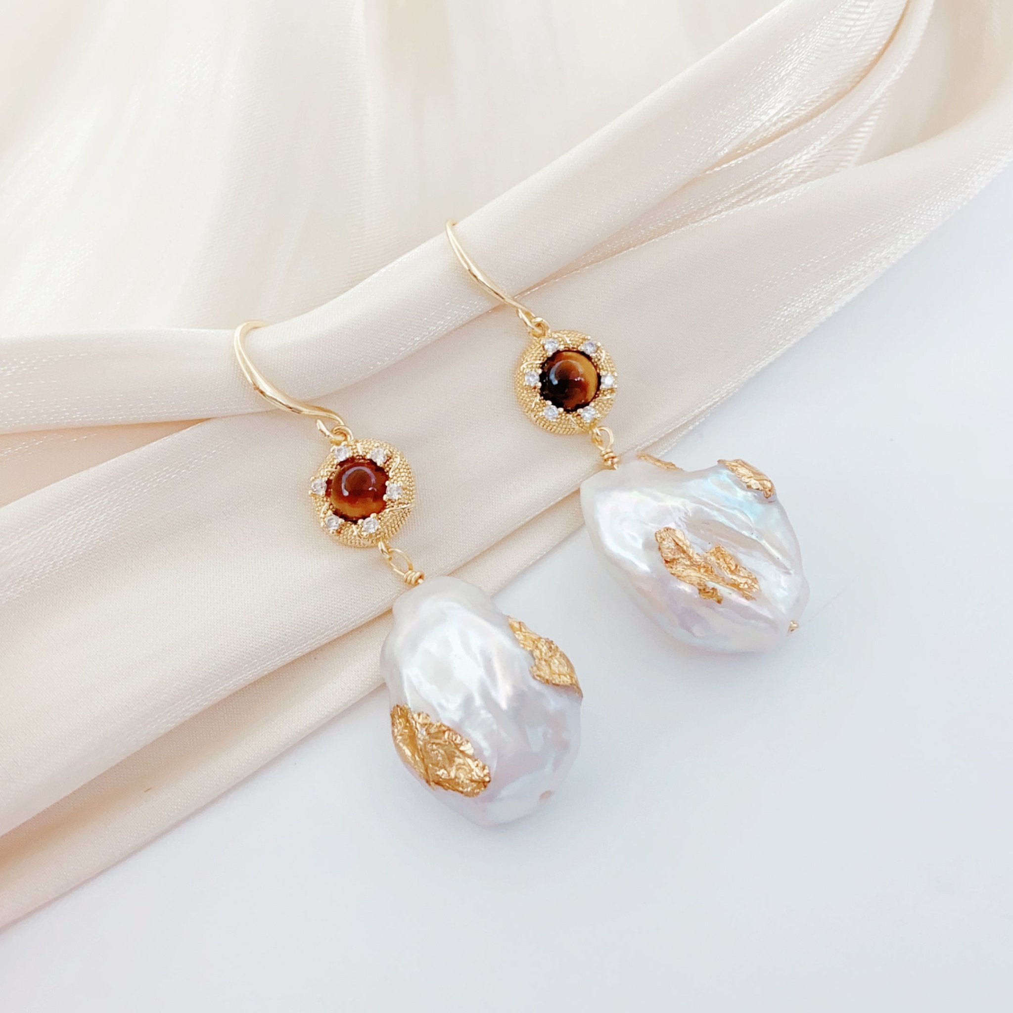 Amber Accent Baroque Pearl Earrings - NaNaMaLa Boutique