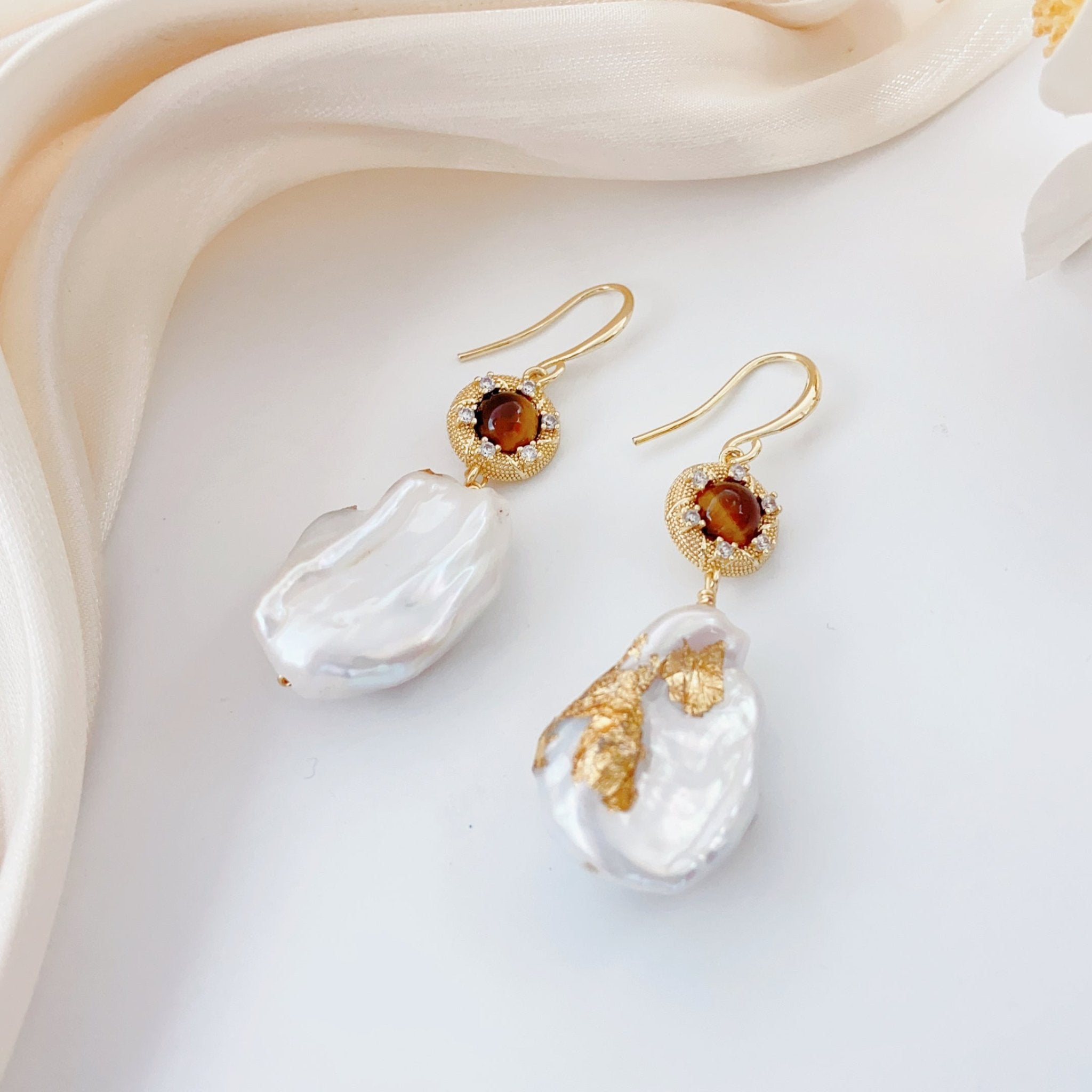 Amber Accent Baroque Pearl Earrings - NaNaMaLa Boutique