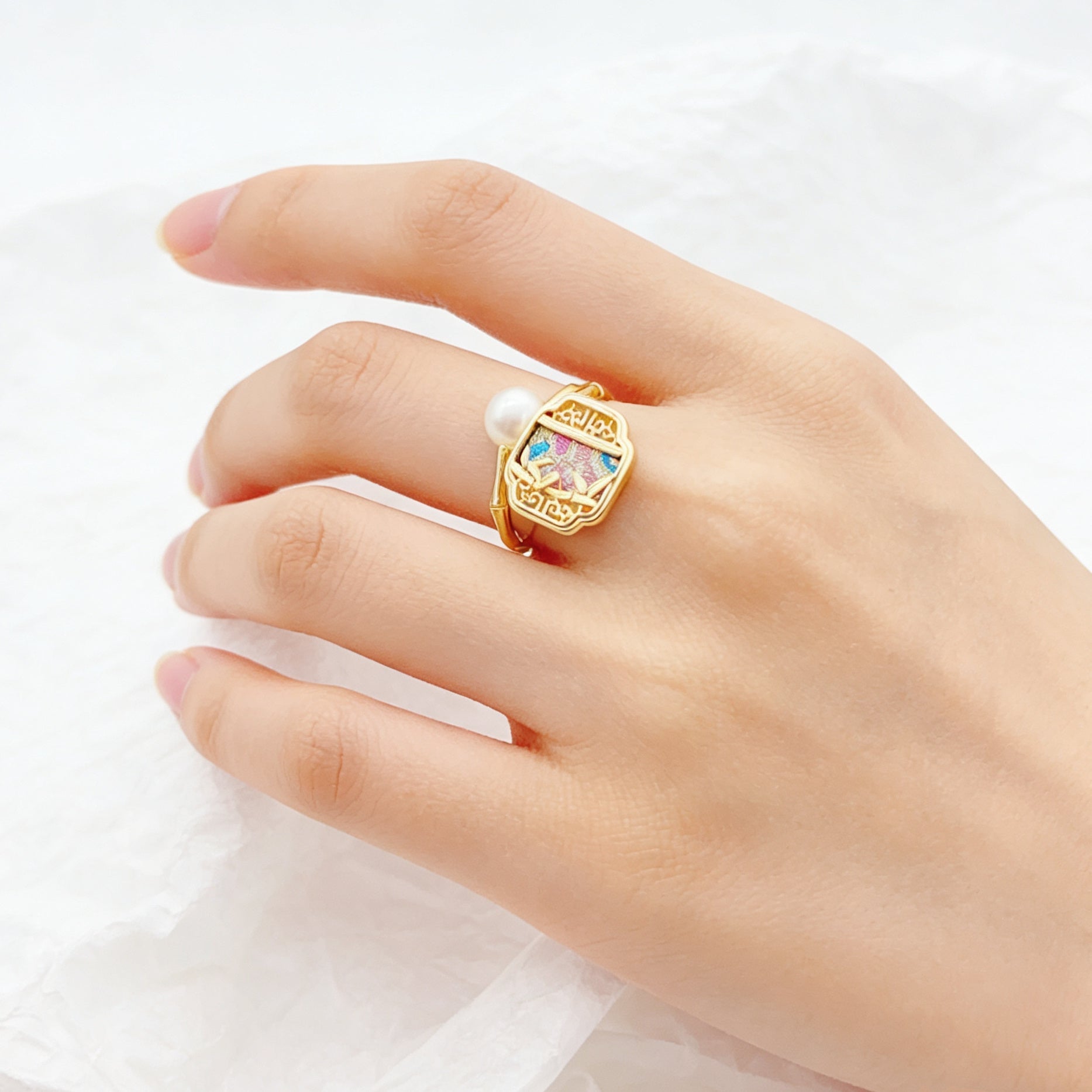Bamboo Elegance Pearl Ring - NaNaMaLa Boutique