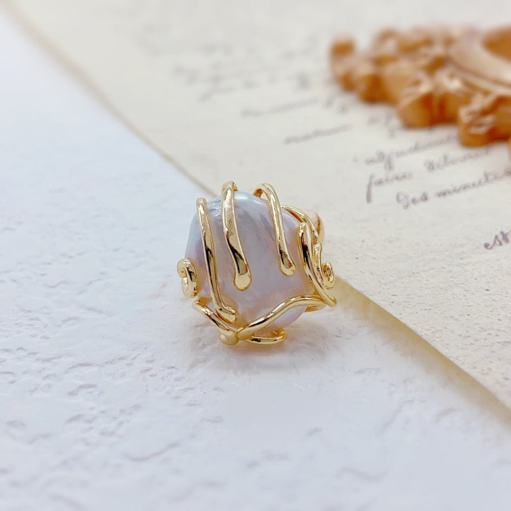 Baroque Embrace Ring - NaNaMaLa Boutique