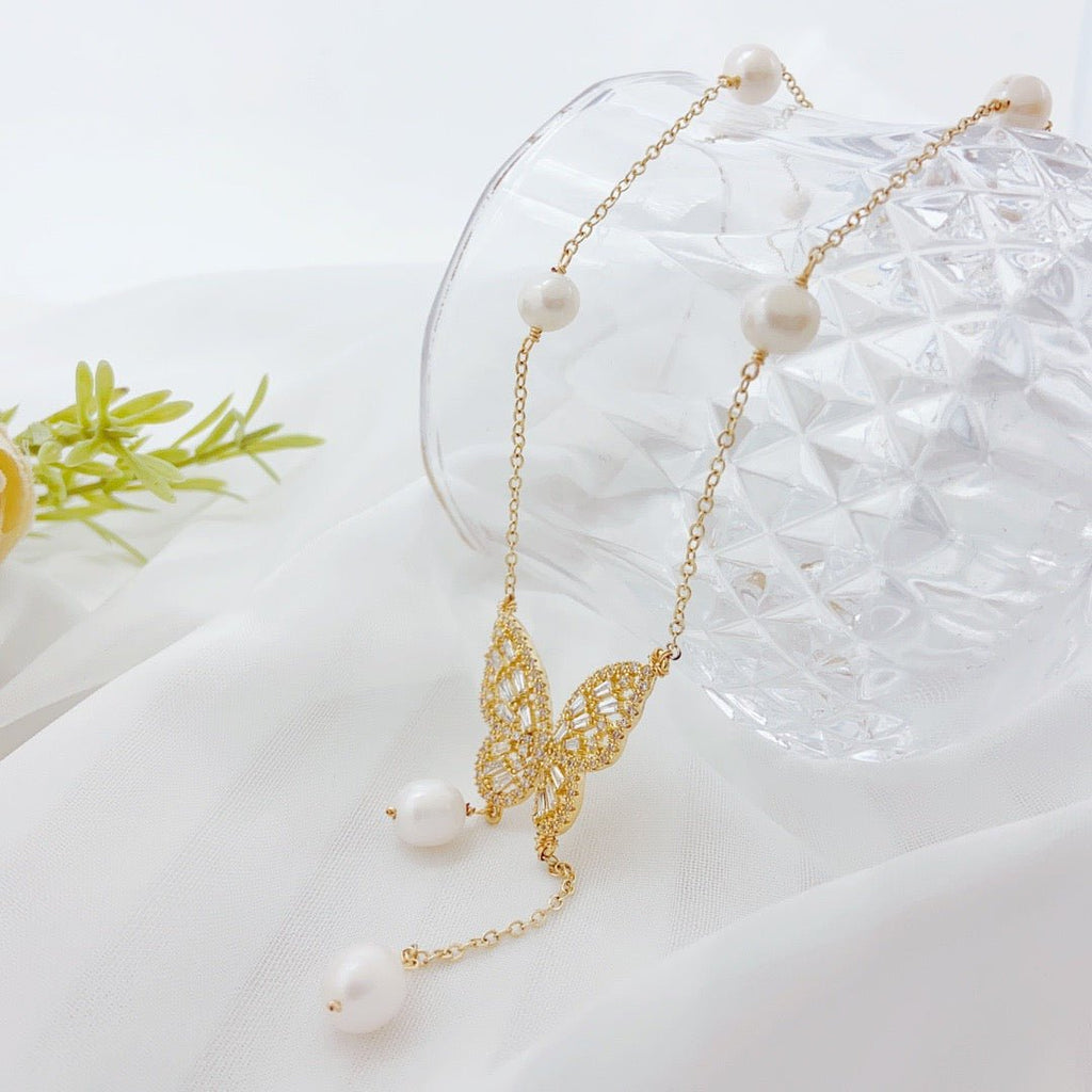 Chic Butterfly Pearl Necklace - NaNaMaLa Boutique