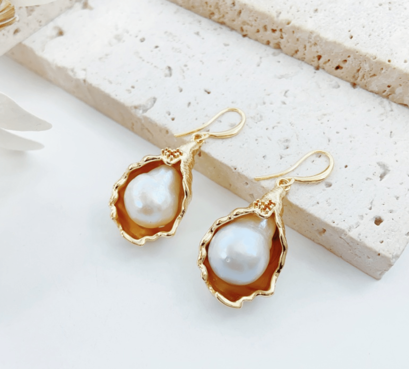 Exquisite Floral - Inspired Pearl Earring - NaNaMaLa Boutique