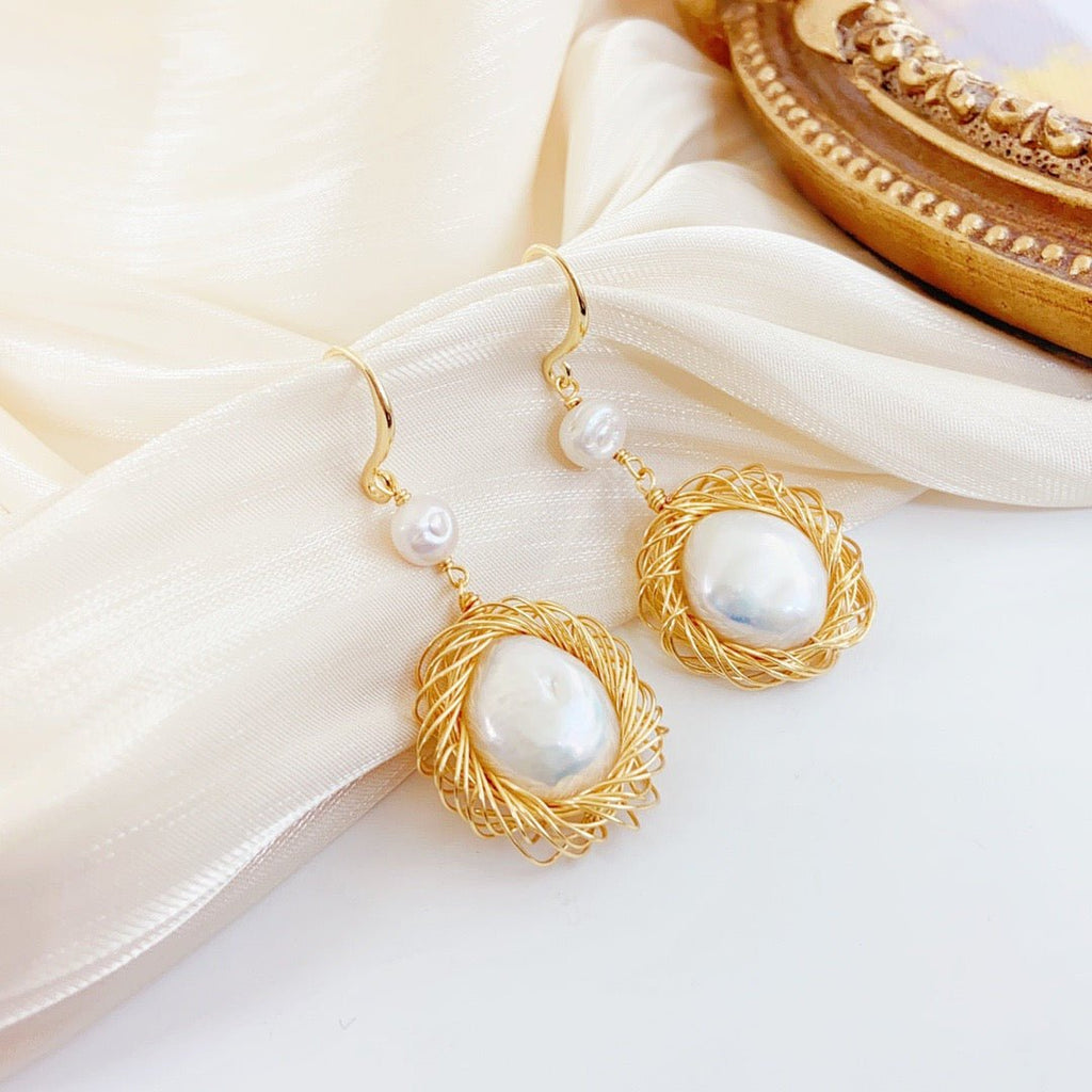 Graceful Flow Baroque Pearl Earrings - NaNaMaLa Boutique