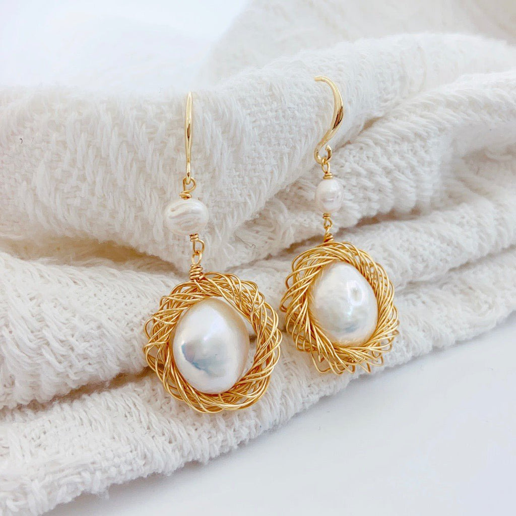 Graceful Flow Baroque Pearl Earrings - NaNaMaLa Boutique