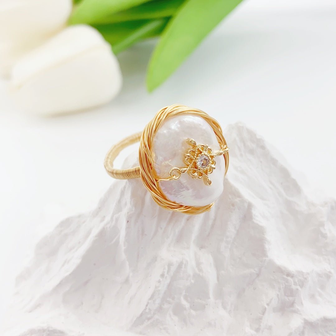 Handcrafted Elegant Baroque Pearl Ring - NaNaMaLa Boutique