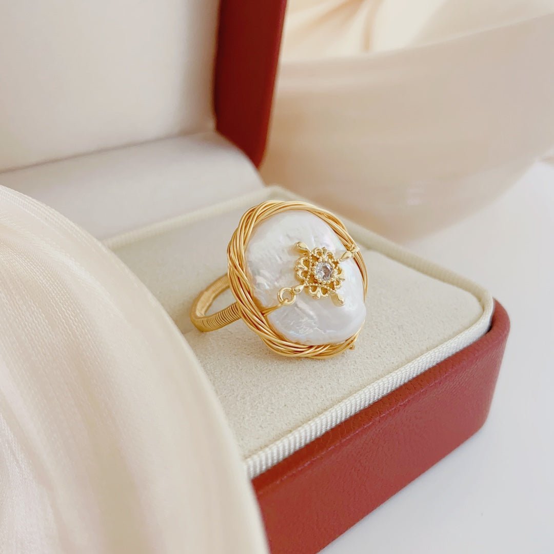 Handcrafted Elegant Baroque Pearl Ring - NaNaMaLa Boutique