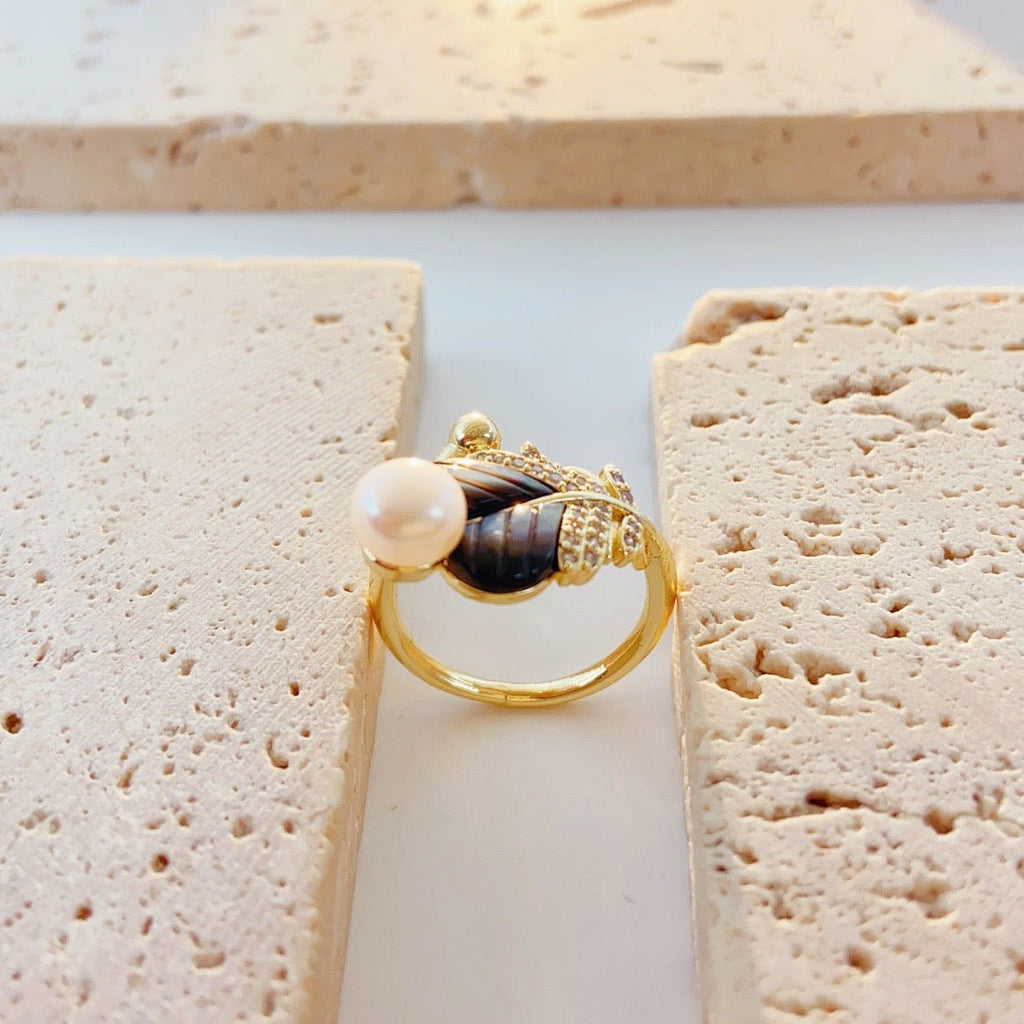 Ink Mist Pearl Ring - NaNaMaLa Boutique