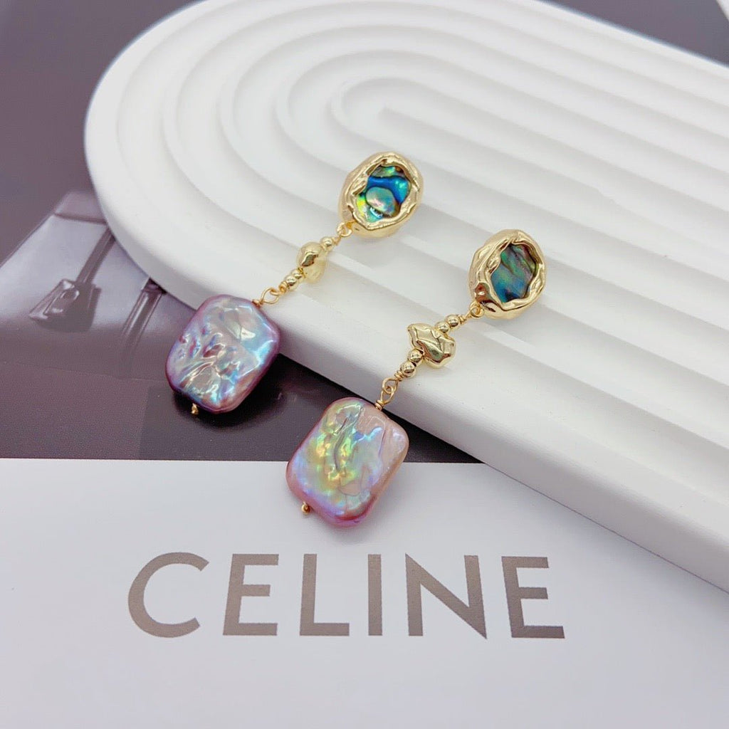 Limited Edition Iridescent Pearl Stud Earrings - NaNaMaLa Boutique