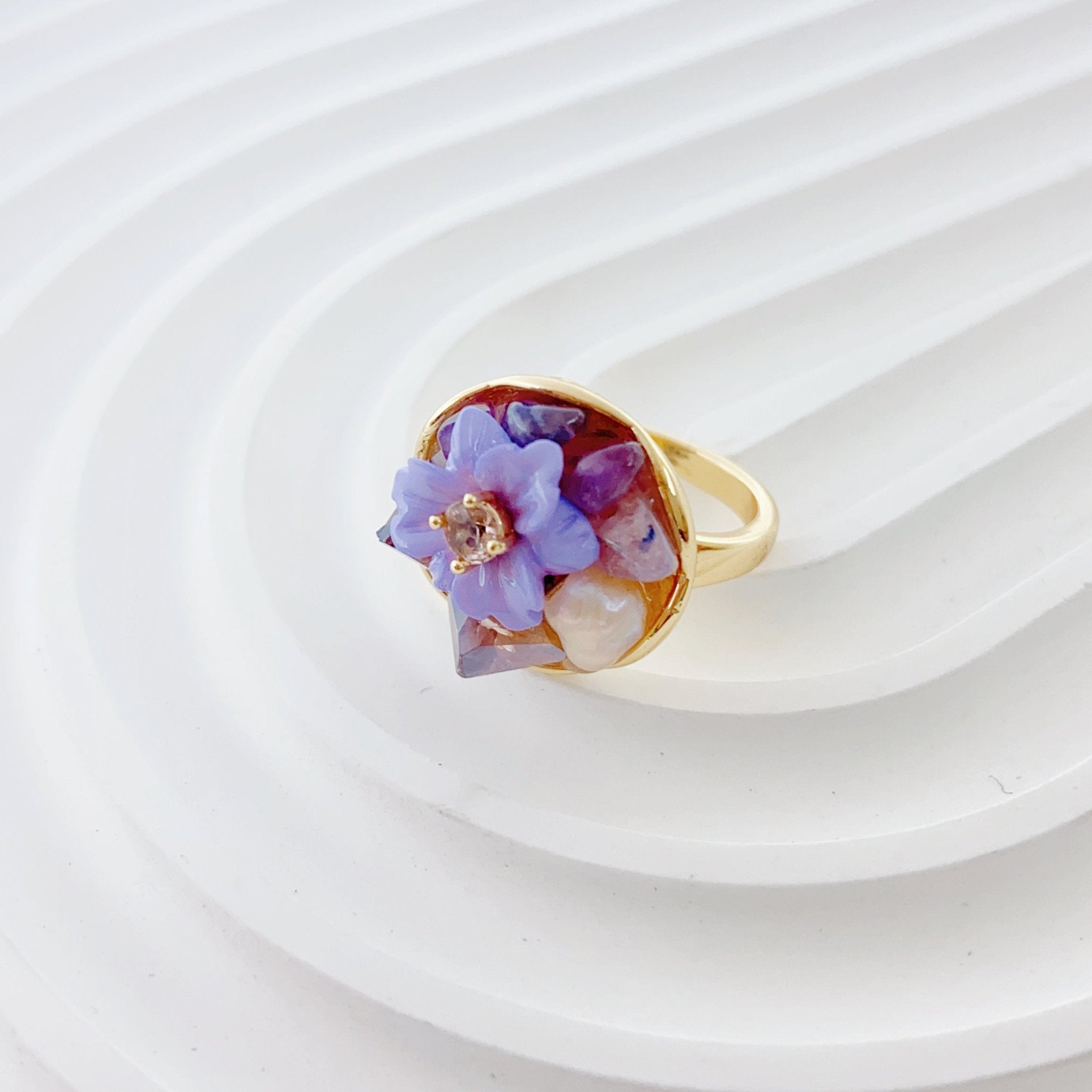 Luminous Orchid Tide Pearl Ring - NaNaMaLa Boutique