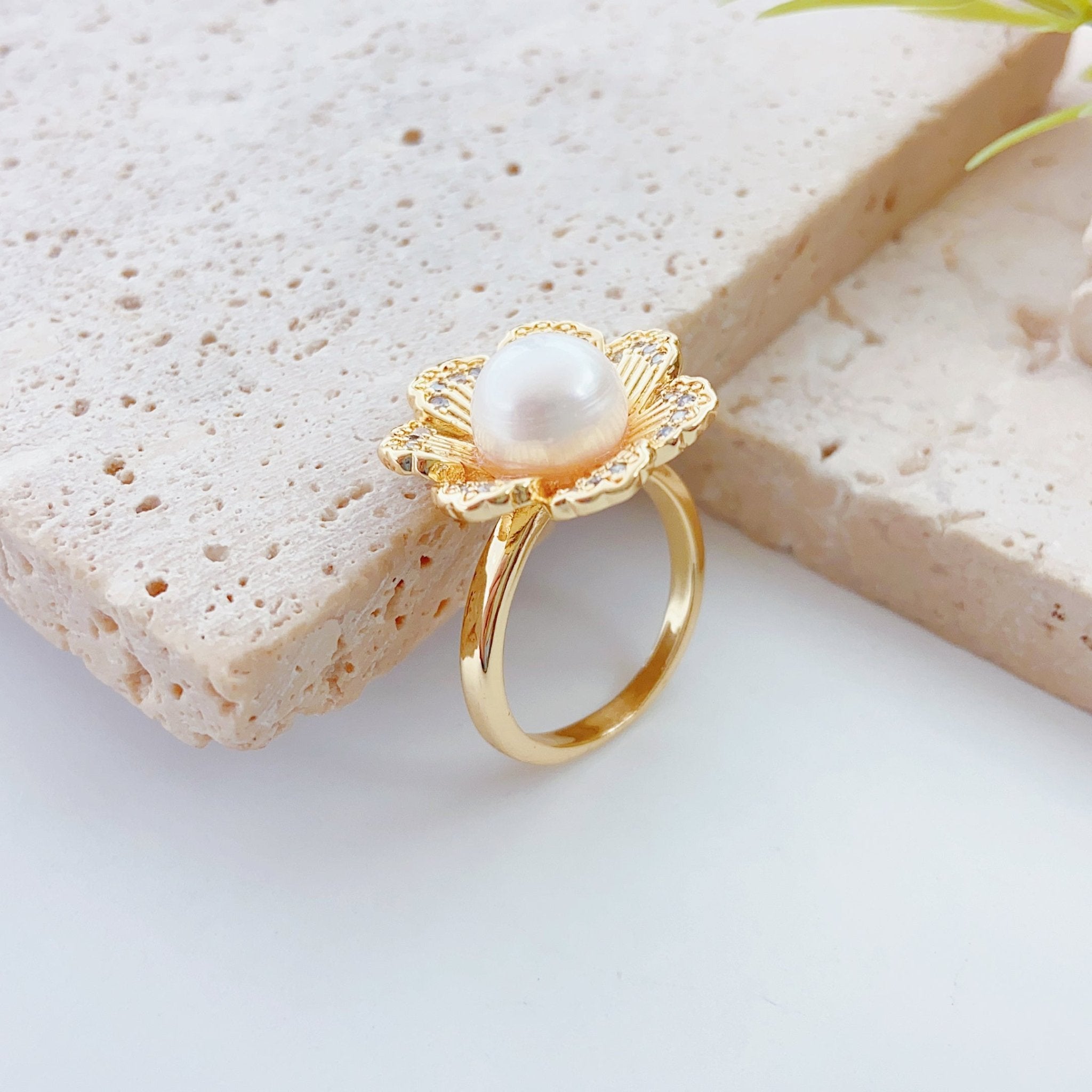 Radiant Bloom Pearl Ring - NaNaMaLa Boutique
