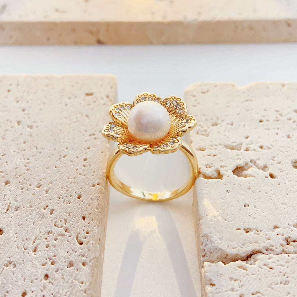 Radiant Bloom Pearl Ring - NaNaMaLa Boutique