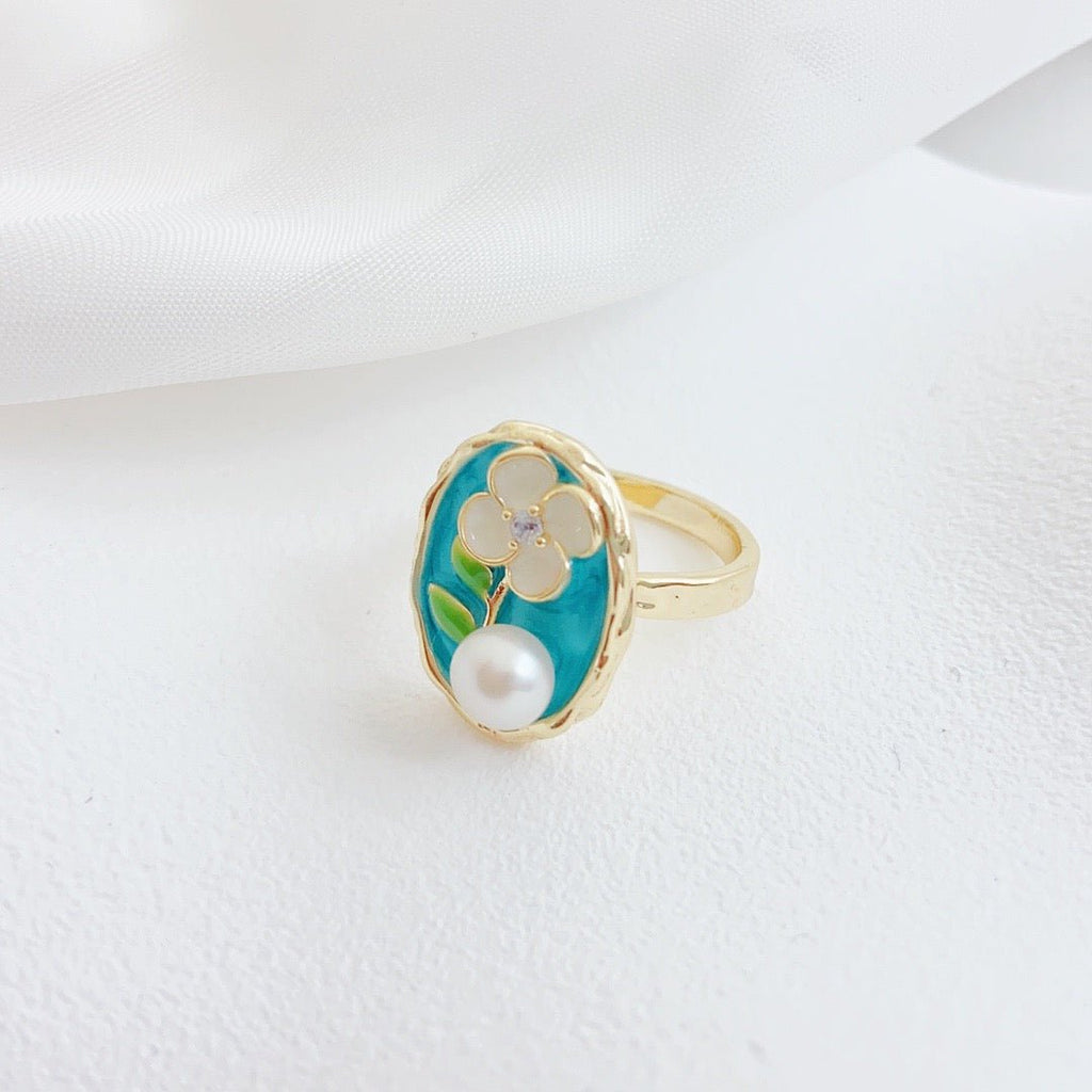 Summer Bloom Pearl Ring - NaNaMaLa Boutique