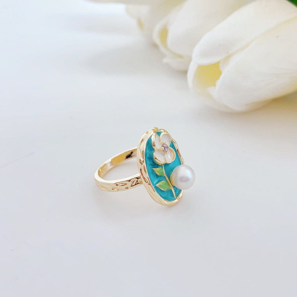 Summer Bloom Pearl Ring - NaNaMaLa Boutique