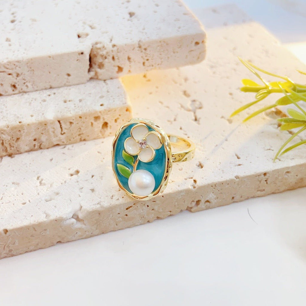 Summer Bloom Pearl Ring - NaNaMaLa Boutique