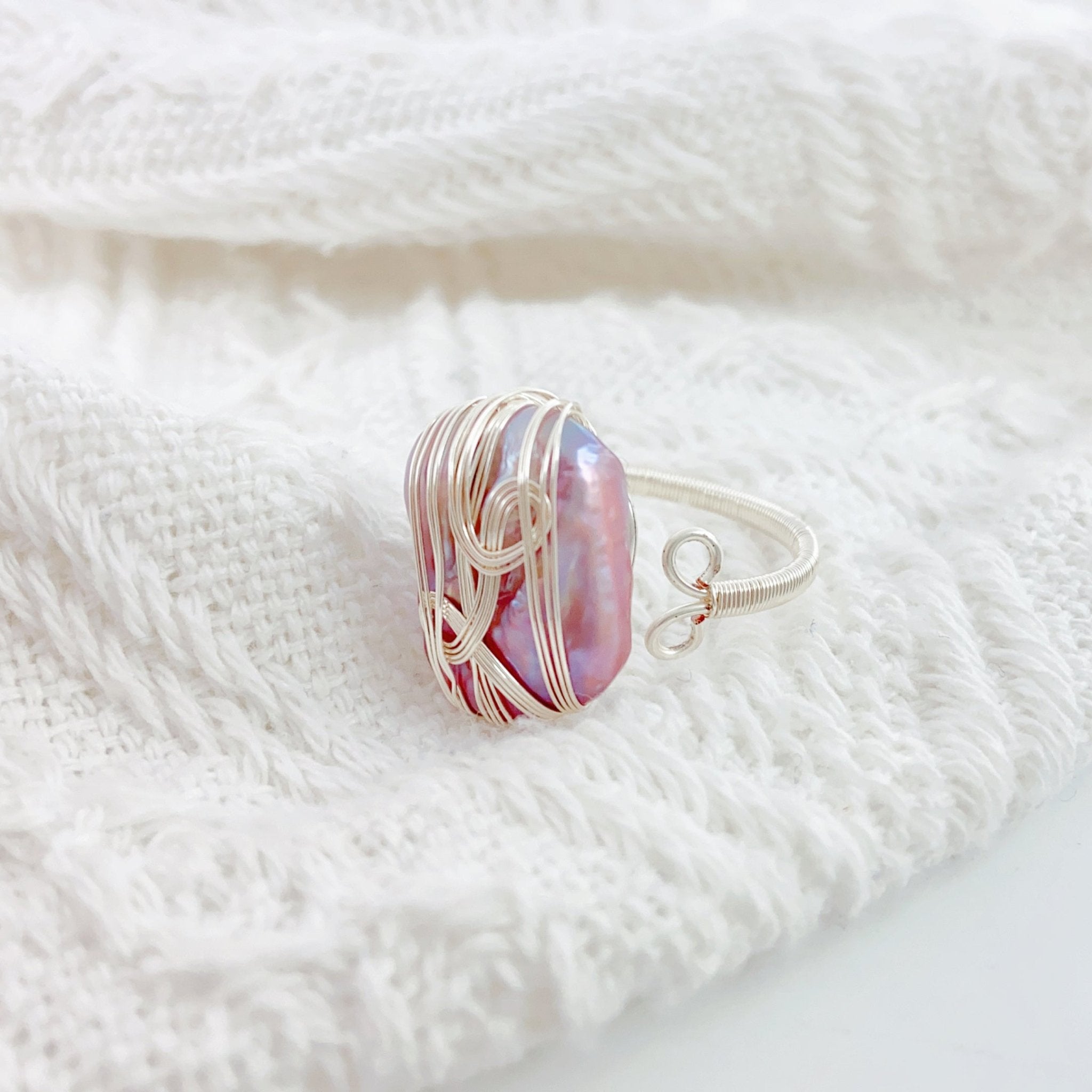 Thames Moonlight Pearl Ring - NaNaMaLa Boutique