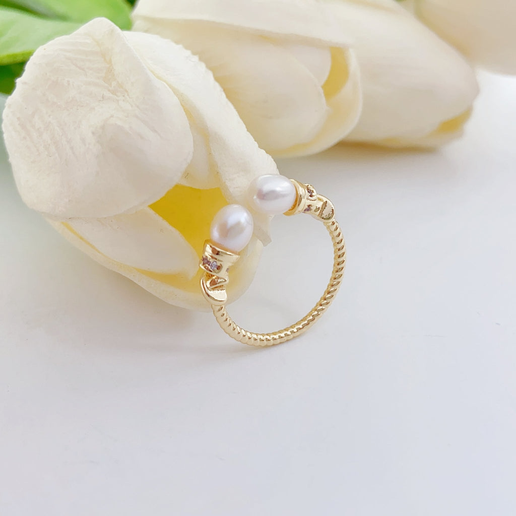 Versatile Dual Pearl Ring - NaNaMaLa Boutique