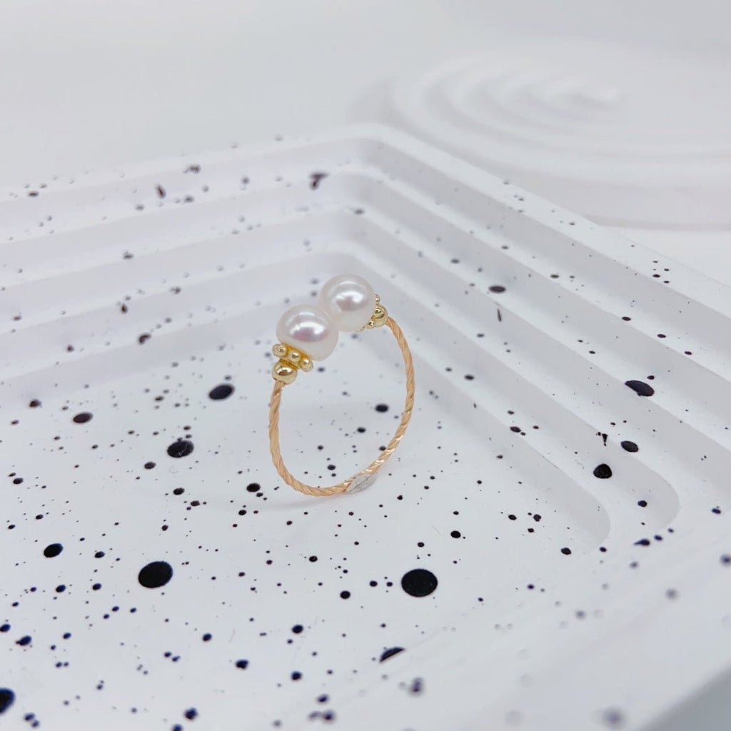 Versatile Dual Pearl Ring - NaNaMaLa Boutique
