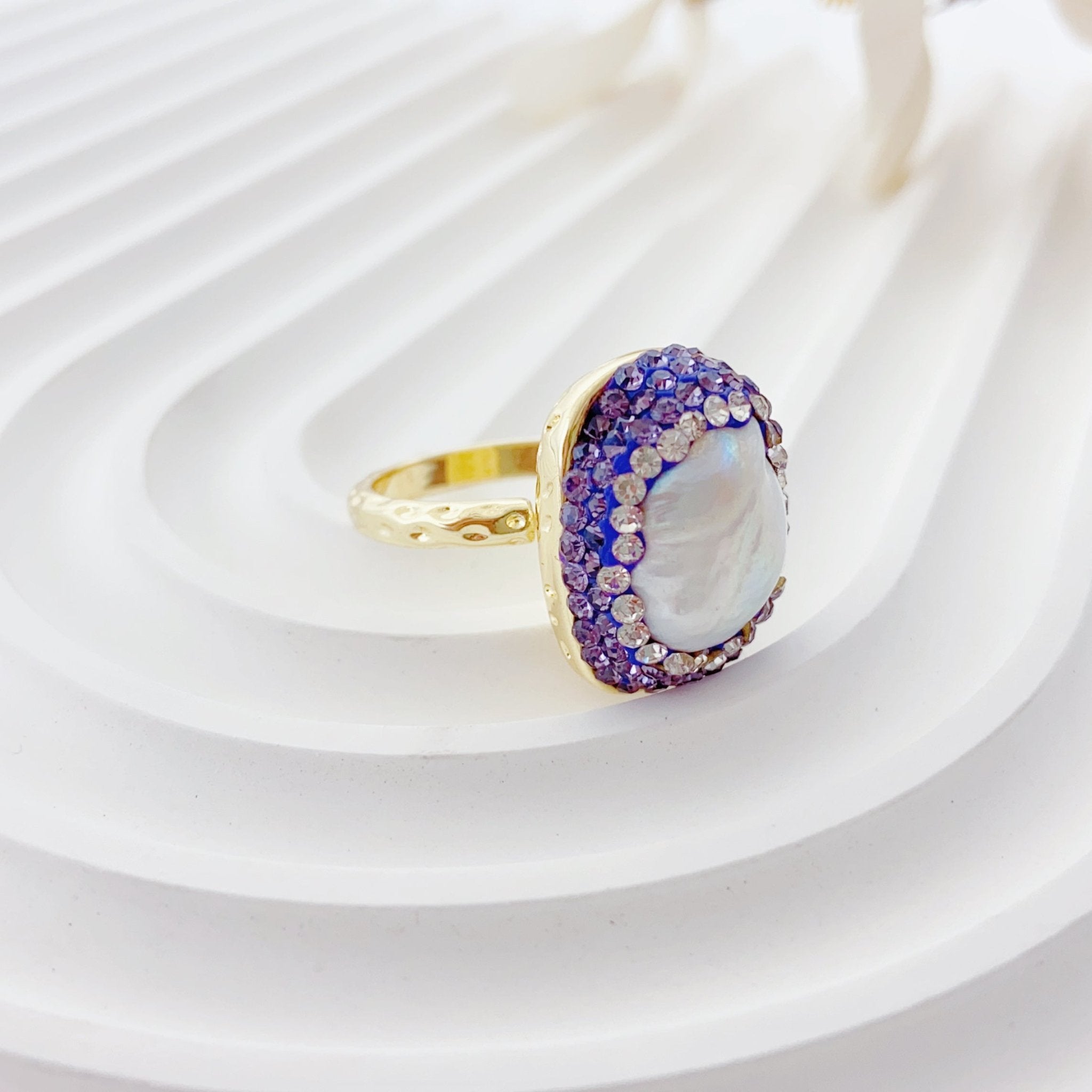 Violet Harbor Pearl Ring - NaNaMaLa Boutique