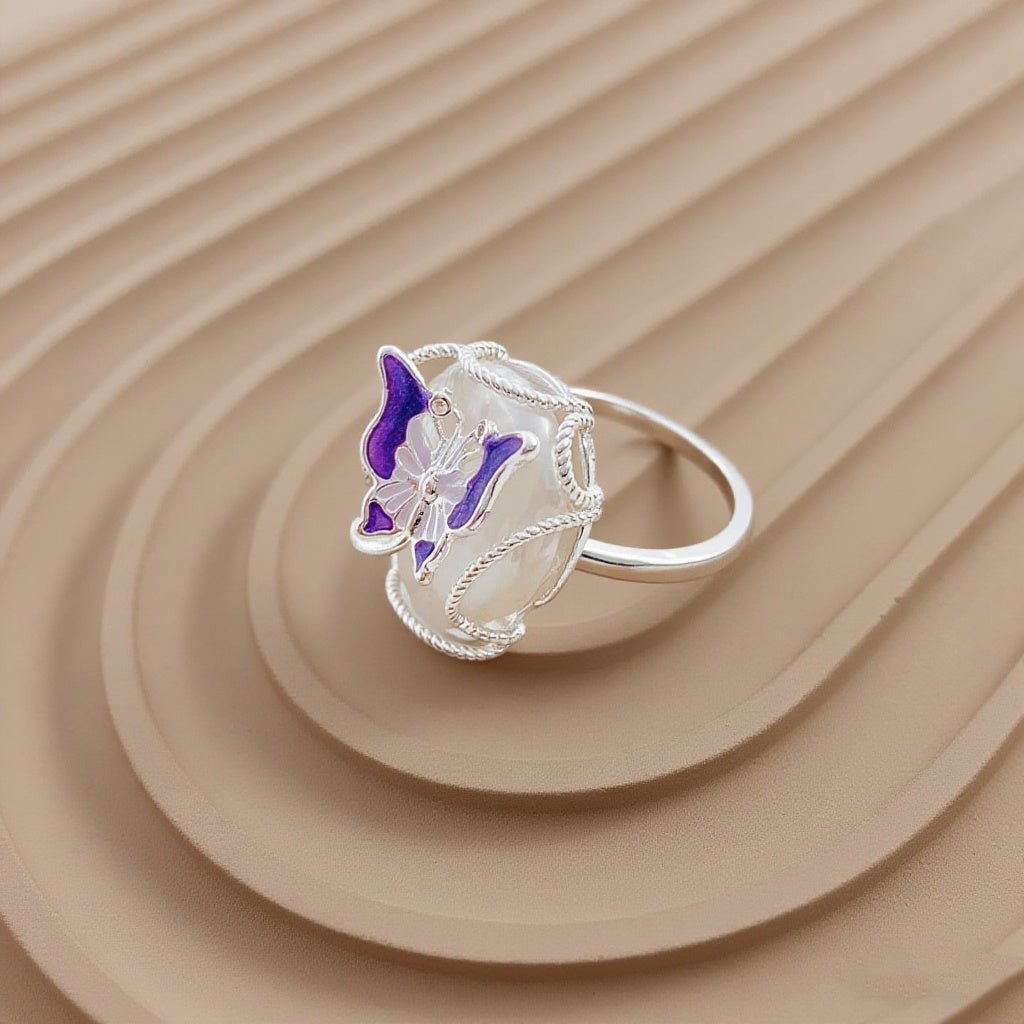 Wings of the Sea Baroque Pearl Ring - NaNaMaLa Boutique