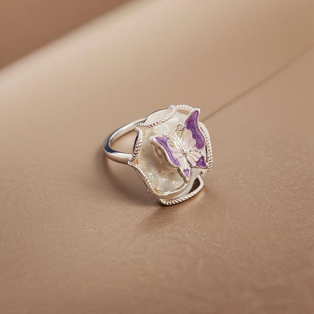 Wings of the Sea Baroque Pearl Ring - NaNaMaLa Boutique