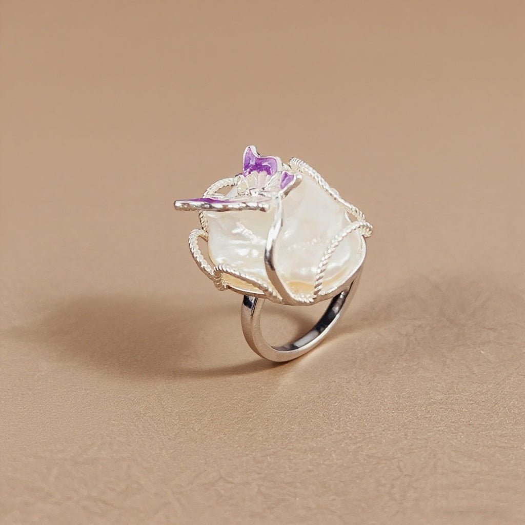 Wings of the Sea Baroque Pearl Ring - NaNaMaLa Boutique