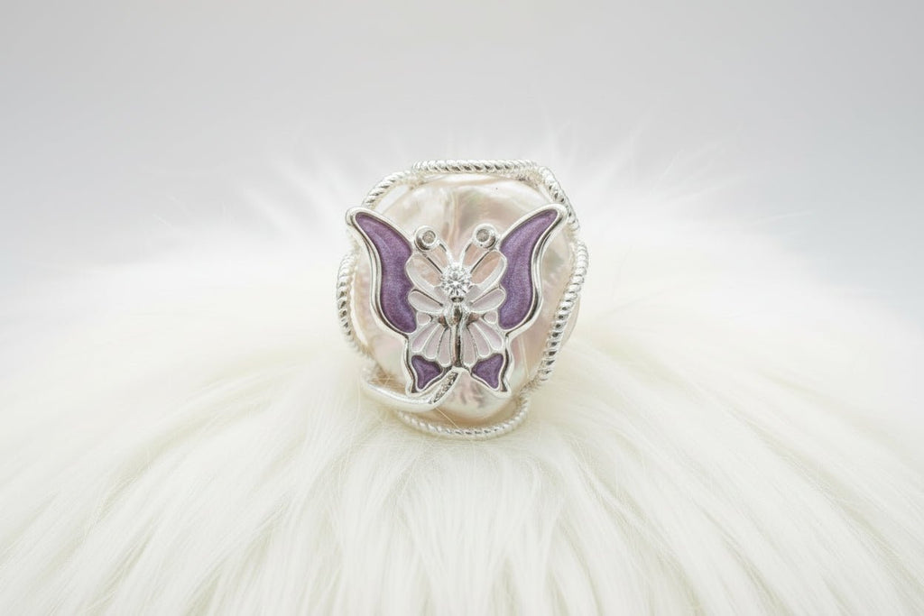 Wings of the Sea Baroque Pearl Ring - NaNaMaLa Boutique