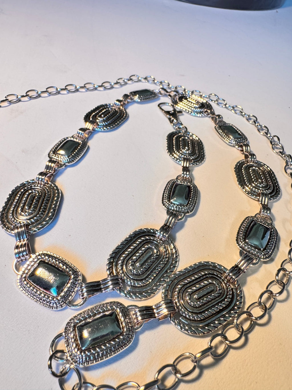 Women's Vintage Style Dress Belt – Silver - Tone Metal | Styling Accent Belt - NaNaMaLa Boutique