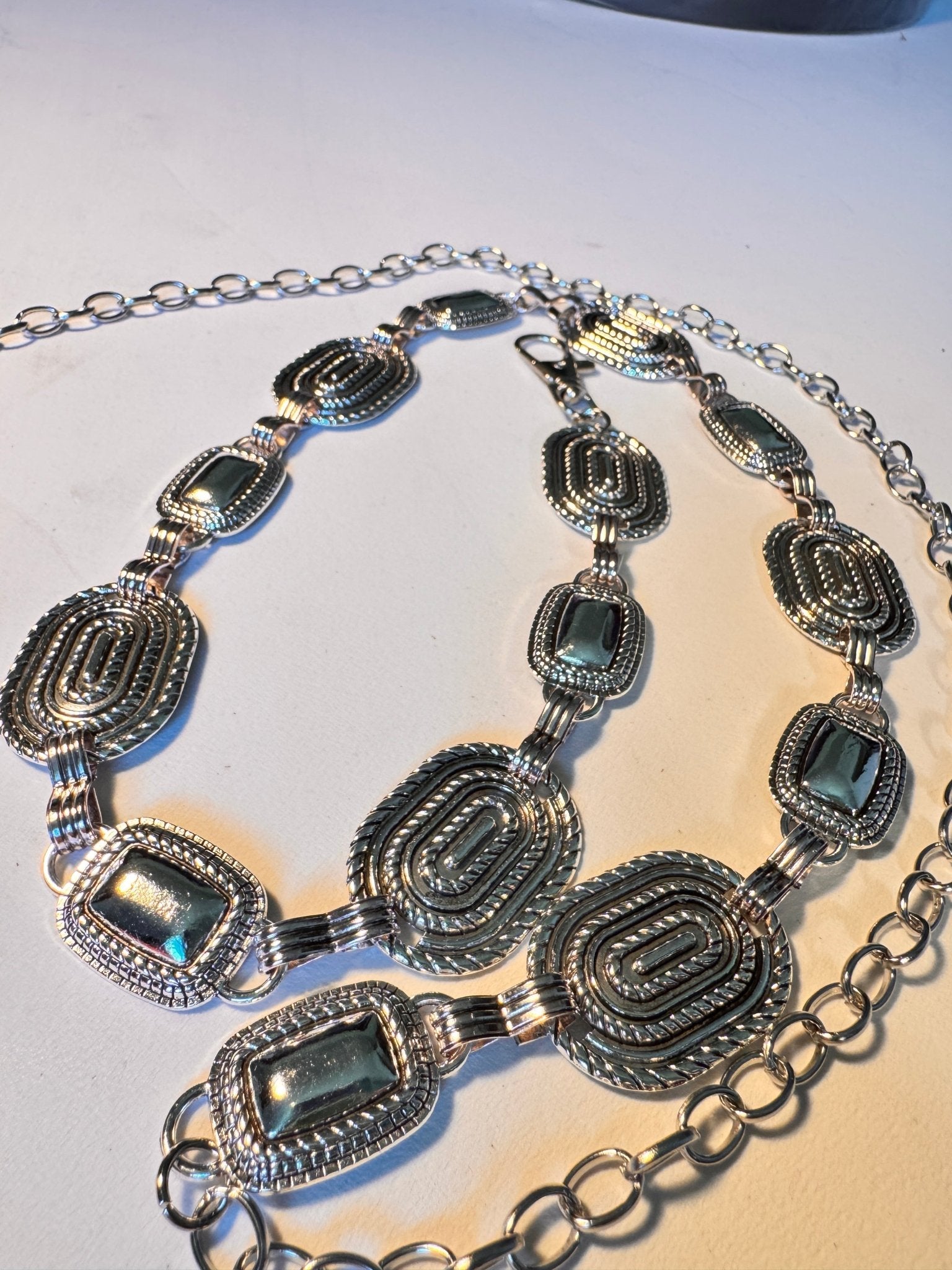 Women's Vintage Style Dress Belt – Silver - Tone Metal | Styling Accent Belt - NaNaMaLa Boutique