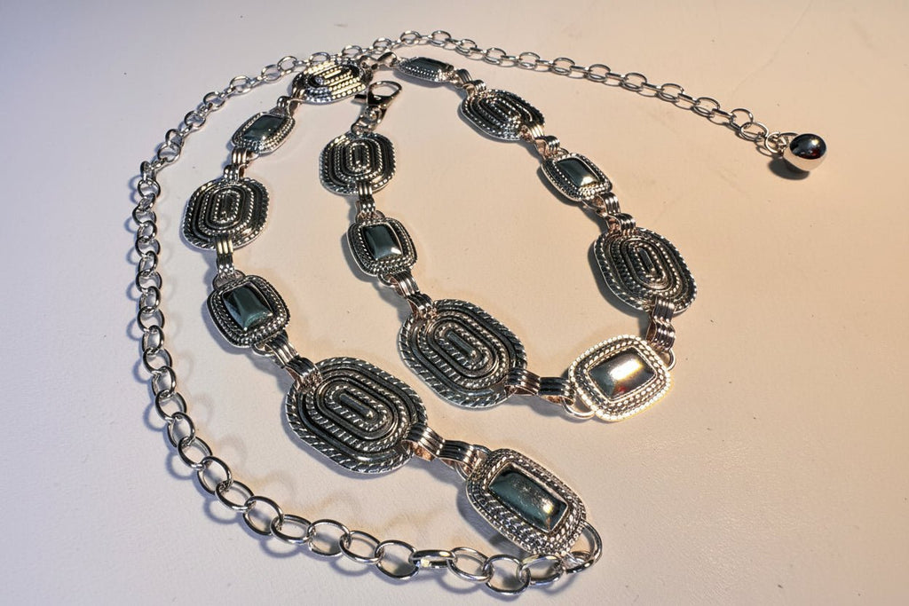 Women's Vintage Style Dress Belt – Silver - Tone Metal | Styling Accent Belt - NaNaMaLa Boutique